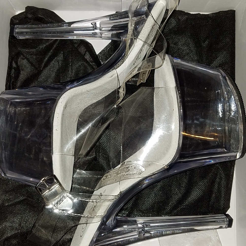Pleaser heels